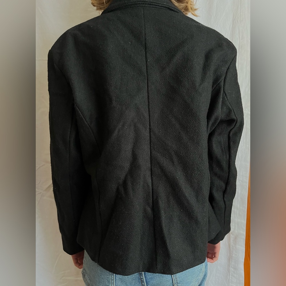 color - black size - medium
